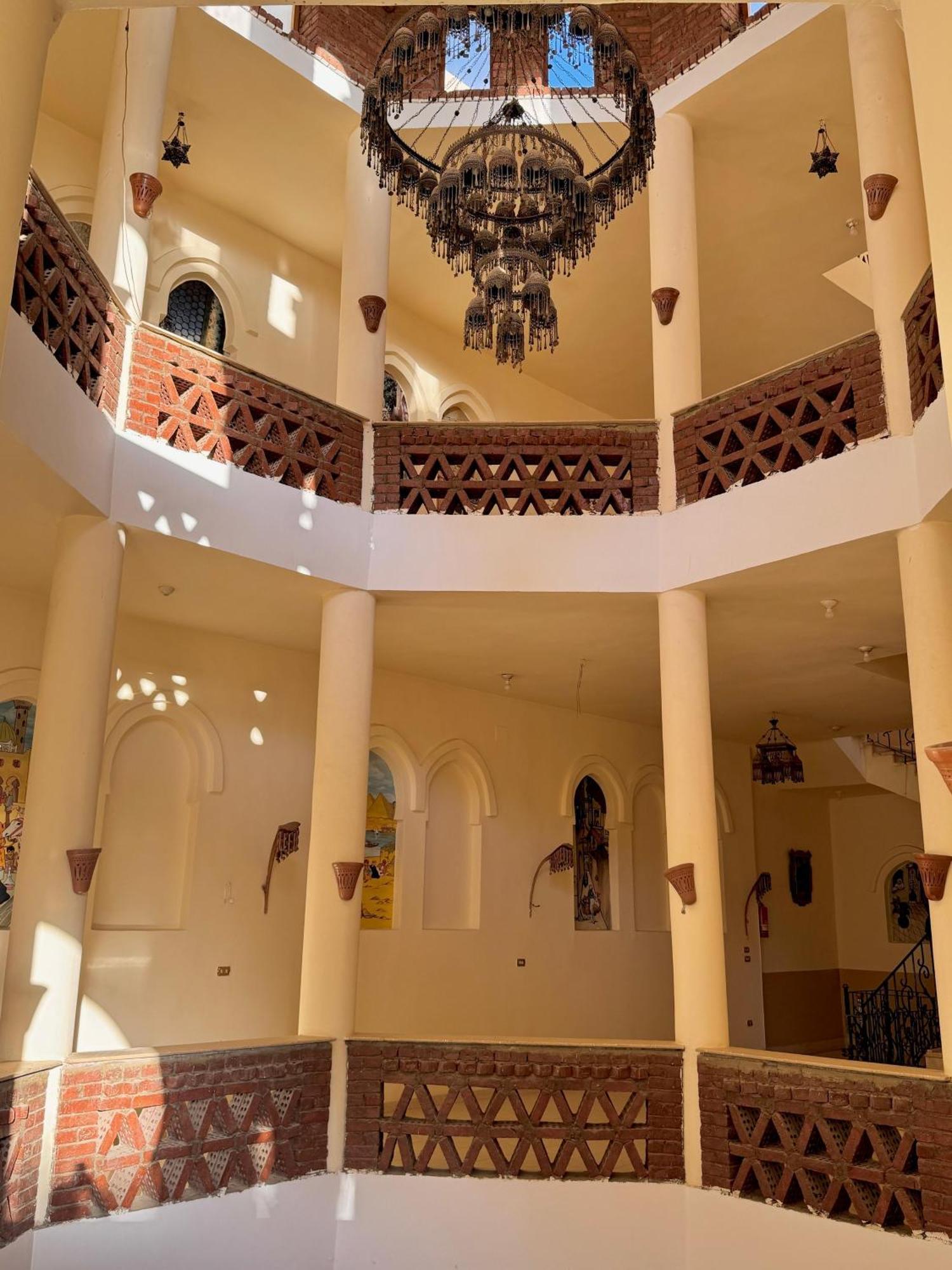 Hotel Sheherazade Louxor Extérieur photo