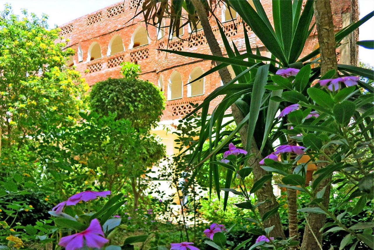 Hotel Sheherazade Louxor Extérieur photo